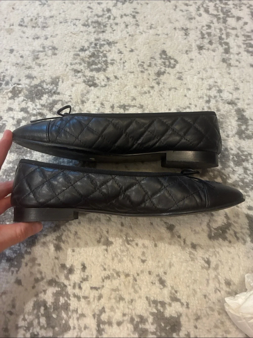 Chanel Black Quilted Leather Ballet Flats size 39.5 - Great condition